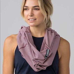Lululemon Vinyasa Scarf Tonka Stripe Red Grape Minty Pink